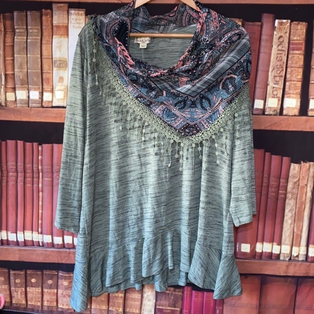Live‎ and Let Live green tunic top with detachable Scarf neckline size 2X